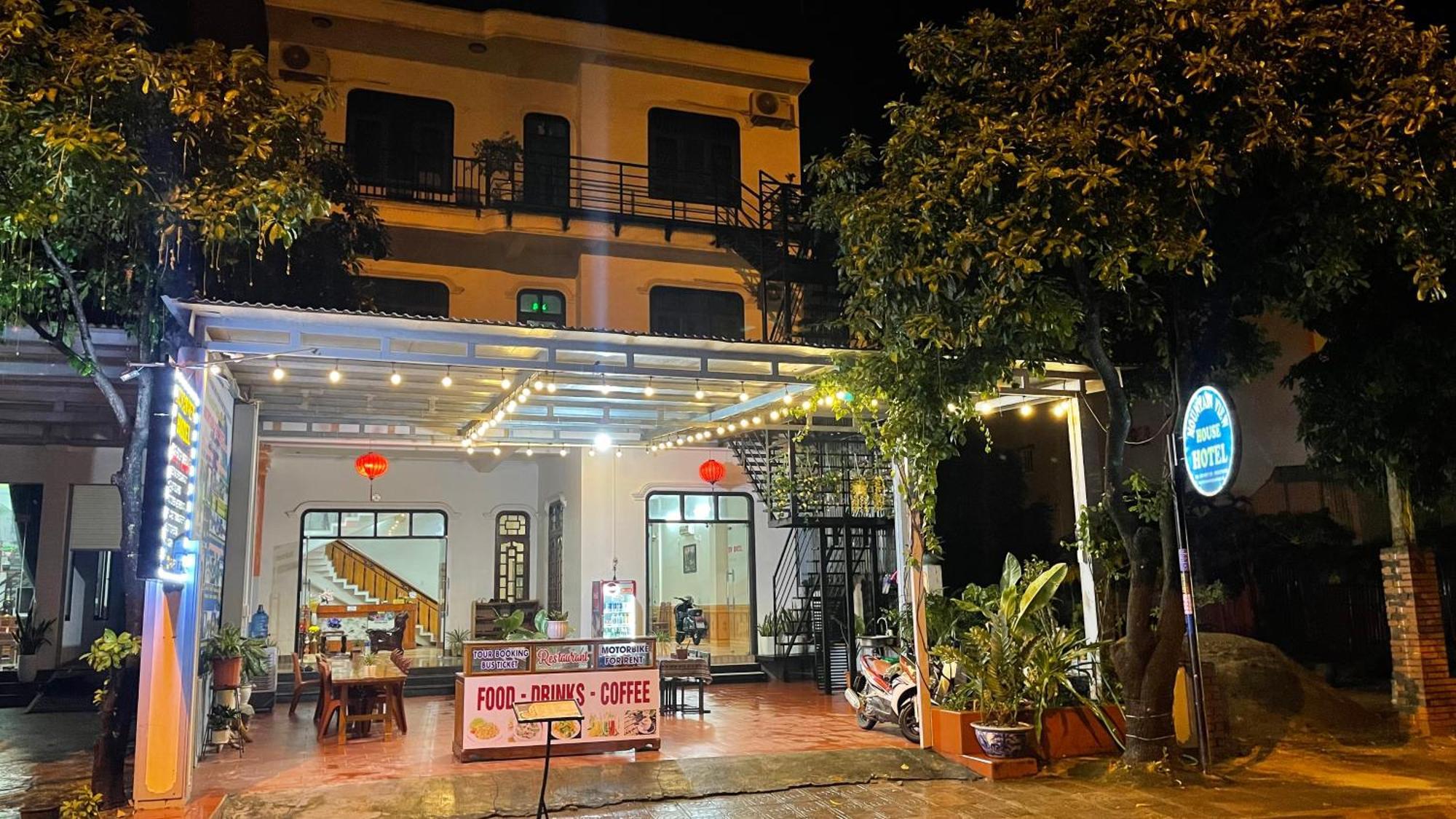 Appartamento Mountain View House Phong Nha Esterno foto